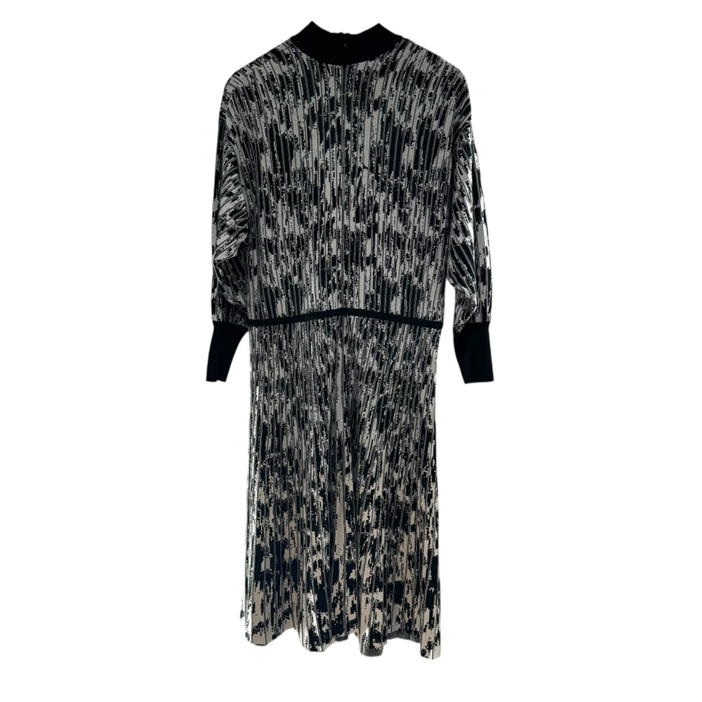 Ming wang black and white knit long sleeve fit and flare sweater dress M